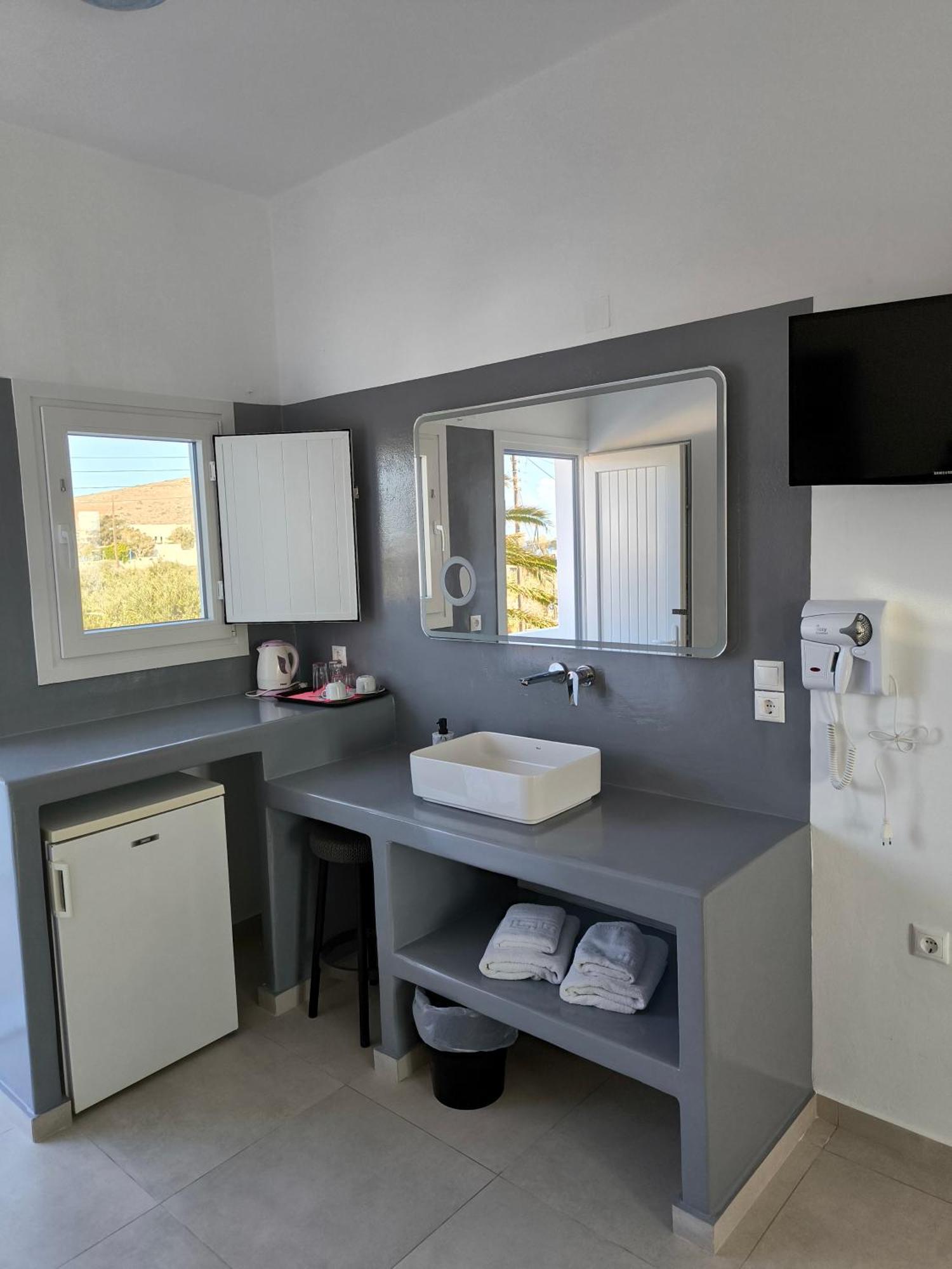 Mary Rooms Перисса Экстерьер фото